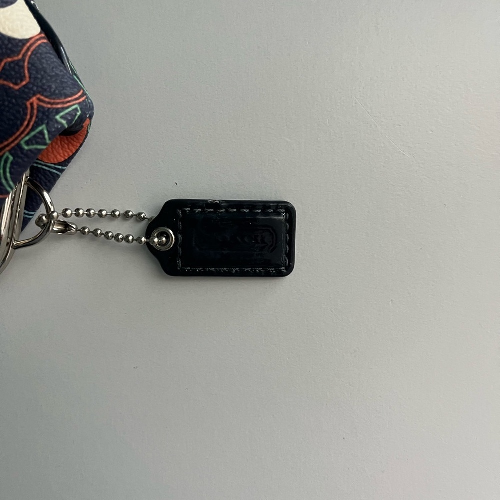 🌸Vintage Coach Navy Optic C Rainbow Vintage Coin Bag - Picture 5 of 6